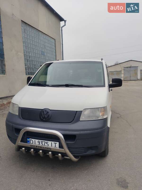 Минивэн Volkswagen Transporter 2006 в Киеве