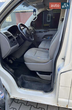 Грузовой фургон Volkswagen Transporter 2005 в 