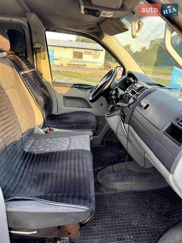 Минивэн Volkswagen Transporter 2004 в Харькове
