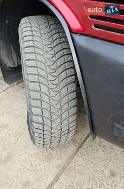 Грузовой фургон Volkswagen Transporter 2001 в 