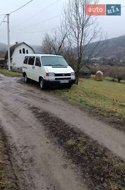 Минивэн Volkswagen Transporter 2000 в Мукачево