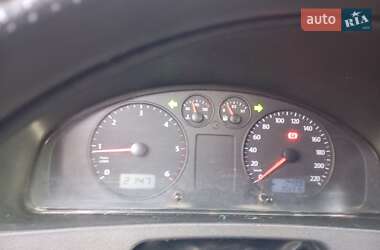 Микроавтобус Volkswagen Transporter 2005 в 