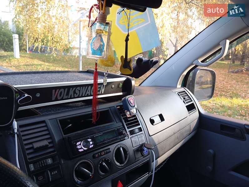 Микроавтобус Volkswagen Transporter 2005 в Полтаве
