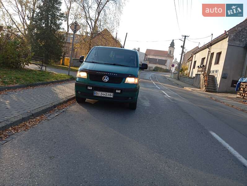 Микроавтобус Volkswagen Transporter 2005 в Полтаве