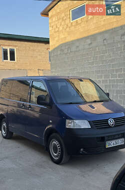 Мінівен Volkswagen Transporter 2006 в Новояворівську