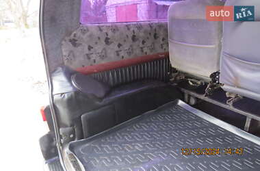 Минивэн Volkswagen Transporter 2000 в 