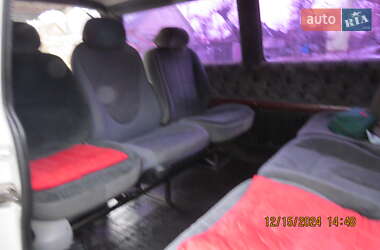 Минивэн Volkswagen Transporter 2000 в 