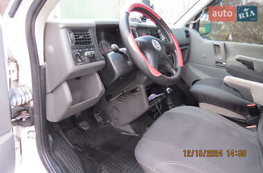 Минивэн Volkswagen Transporter 2000 в 