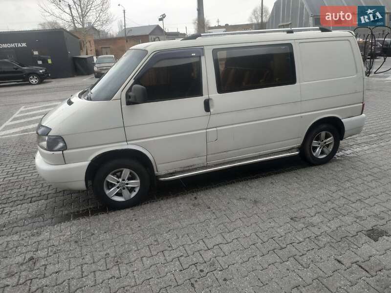 Мінівен Volkswagen Transporter 2000 в Вінниці