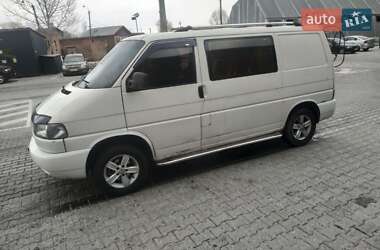 Минивэн Volkswagen Transporter 2000 в Виннице