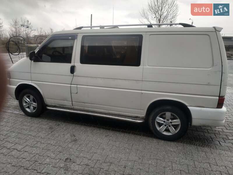 Мінівен Volkswagen Transporter 2000 в Вінниці