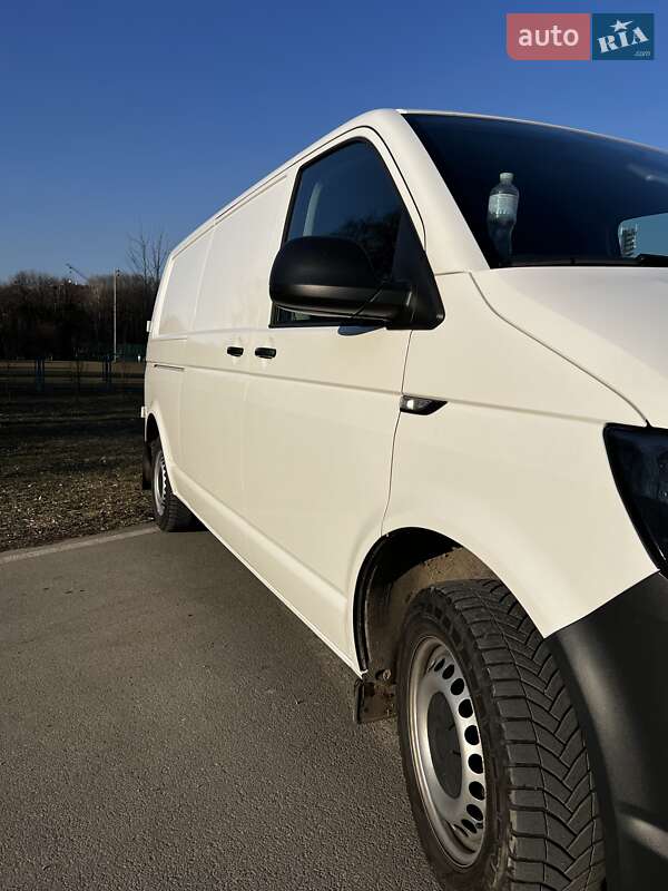 Грузовой фургон Volkswagen Transporter 2019 в Ивано-Франковске