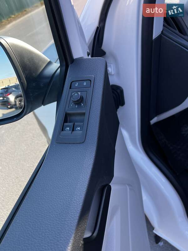Грузовой фургон Volkswagen Transporter 2019 в Ивано-Франковске