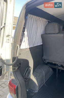 Минивэн Volkswagen Transporter 2001 в 