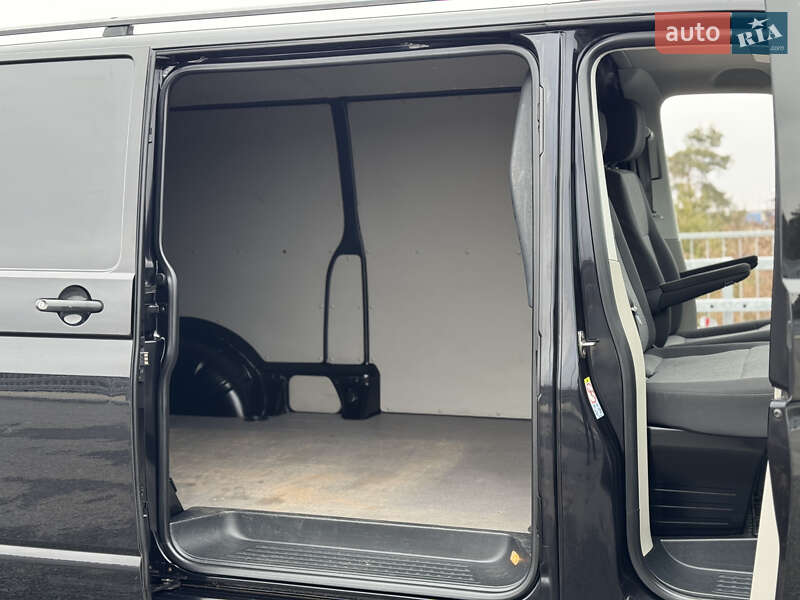 Грузовой фургон Volkswagen Transporter 2019 в Ровно