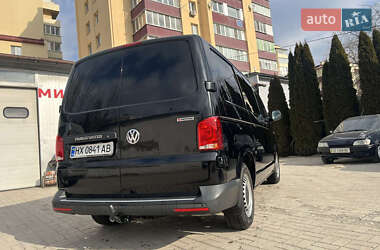 Минивэн Volkswagen Transporter 2020 в 