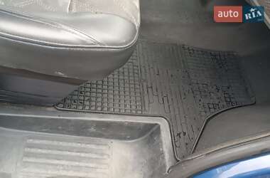 Минивэн Volkswagen Transporter 2011 в 