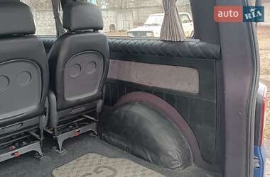 Минивэн Volkswagen Transporter 2011 в 