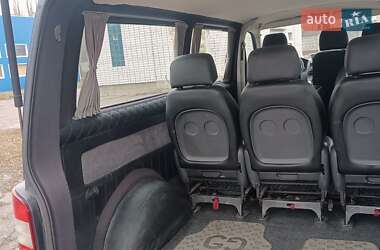 Минивэн Volkswagen Transporter 2011 в 