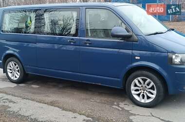Минивэн Volkswagen Transporter 2011 в 