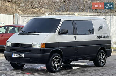 Минивэн Volkswagen Transporter 1997 в Ровно