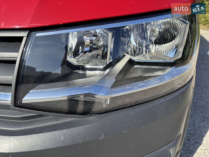 Грузовой фургон Volkswagen Transporter 2019 в Львове