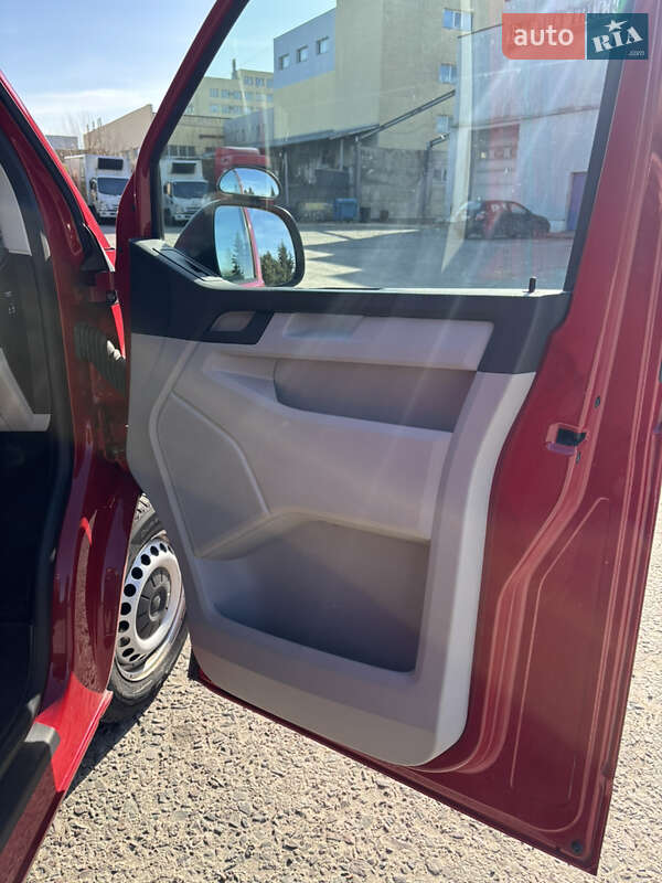 Грузовой фургон Volkswagen Transporter 2019 в Львове