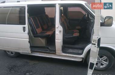 Минивэн Volkswagen Transporter 2000 в 