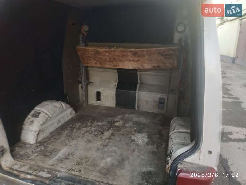 Мінівен Volkswagen Transporter 2000 в Вінниці