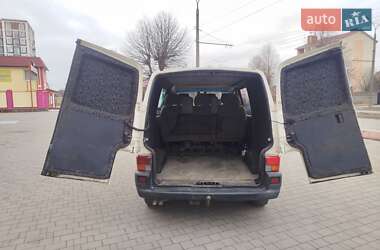 Минивэн Volkswagen Transporter 2000 в 