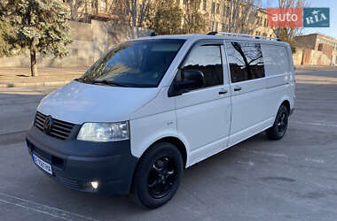 Вантажопасажирський фургон Volkswagen Transporter 2004 в Миколаєві