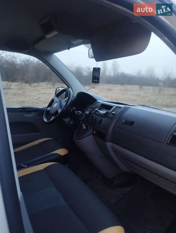 Минивэн Volkswagen Transporter 2008 в Ковеле