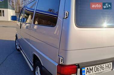 Минивэн Volkswagen Transporter 2002 в 