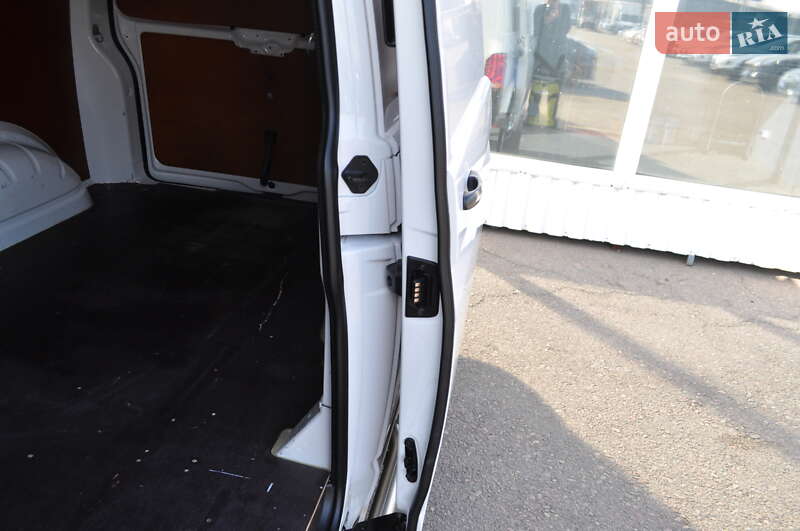 Вантажний фургон Volkswagen Transporter 2020 в Києві