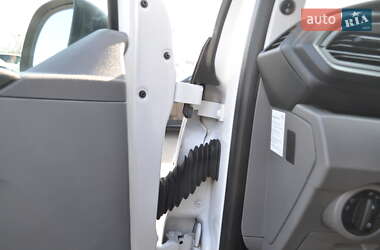 Грузовой фургон Volkswagen Transporter 2020 в 