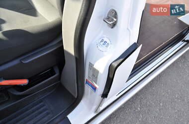 Грузовой фургон Volkswagen Transporter 2020 в 