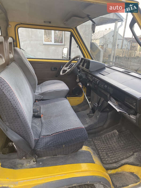 Минивэн Volkswagen Transporter 1986 в Золочеве