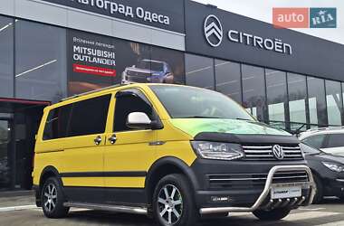 Минивэн Volkswagen Transporter 2016 в 