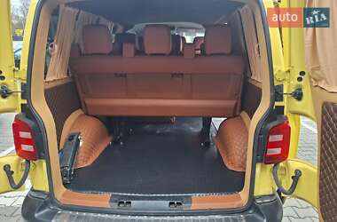 Минивэн Volkswagen Transporter 2016 в 