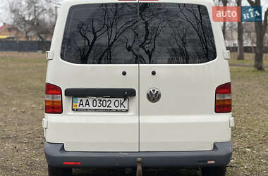 Минивэн Volkswagen Transporter 2009 в 