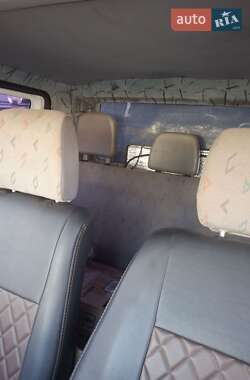Мінівен Volkswagen Transporter 2000 в 