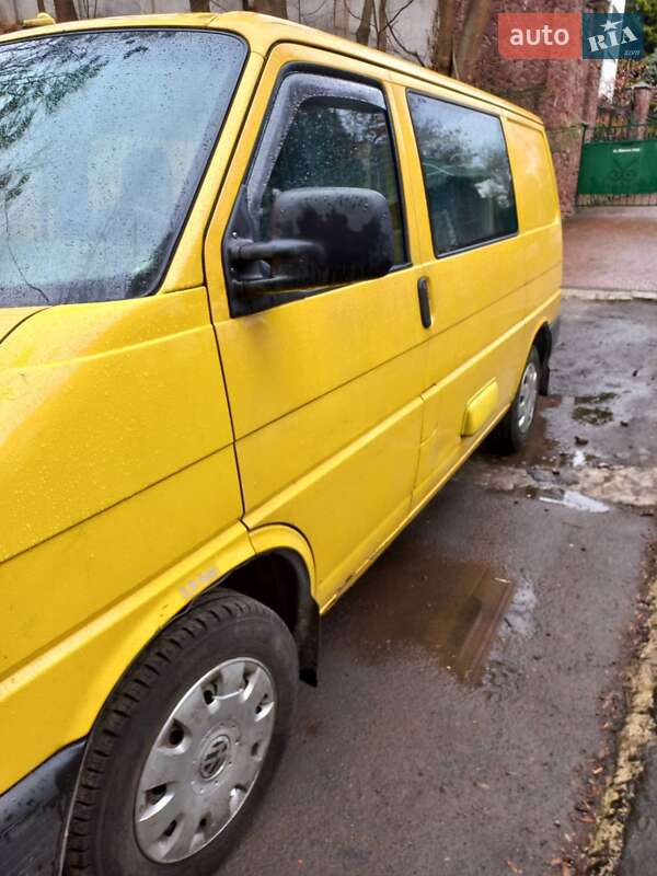 Минивэн Volkswagen Transporter 2001 в Львове