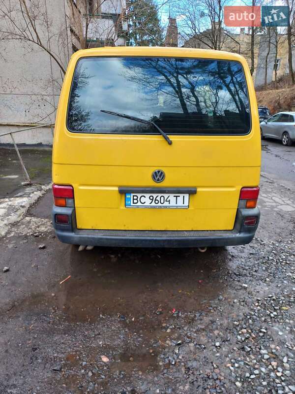 Минивэн Volkswagen Transporter 2001 в Львове