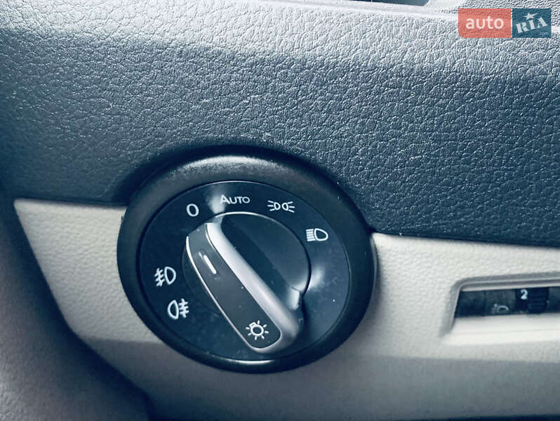 Минивэн Volkswagen Transporter 2019 в Киеве