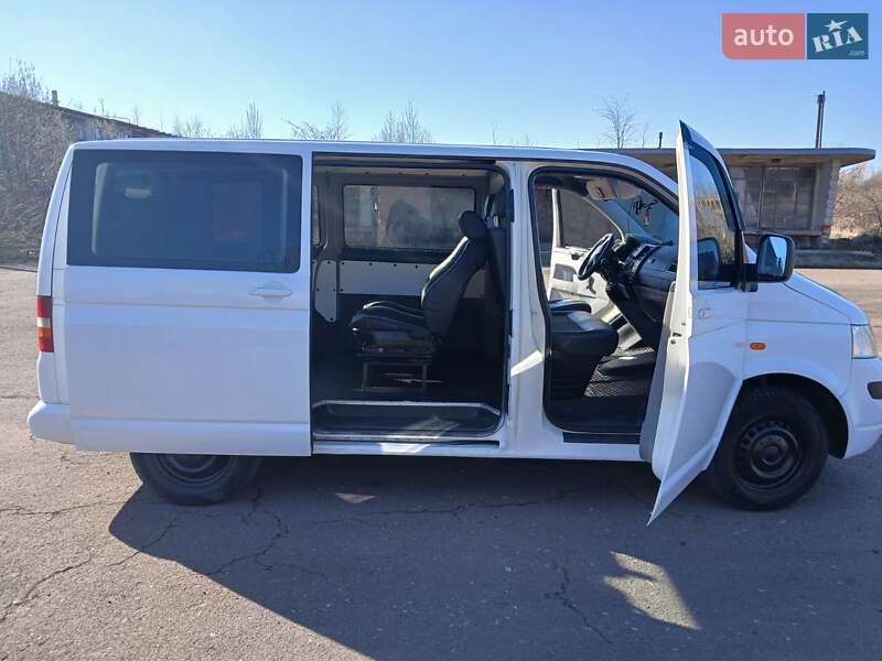 Минивэн Volkswagen Transporter 2005 в Ивано-Франковске