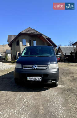 Минивэн Volkswagen Transporter 2004 в 