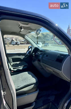 Минивэн Volkswagen Transporter 2004 в 