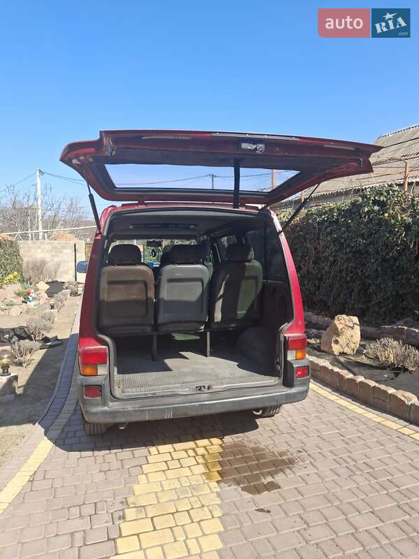 Минивэн Volkswagen Transporter 1999 в Николаеве
