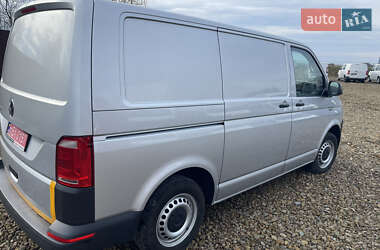 Грузовой фургон Volkswagen Transporter 2019 в 