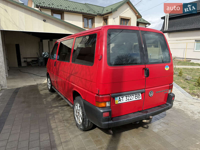 Мінівен Volkswagen Transporter 2003 в Делятині